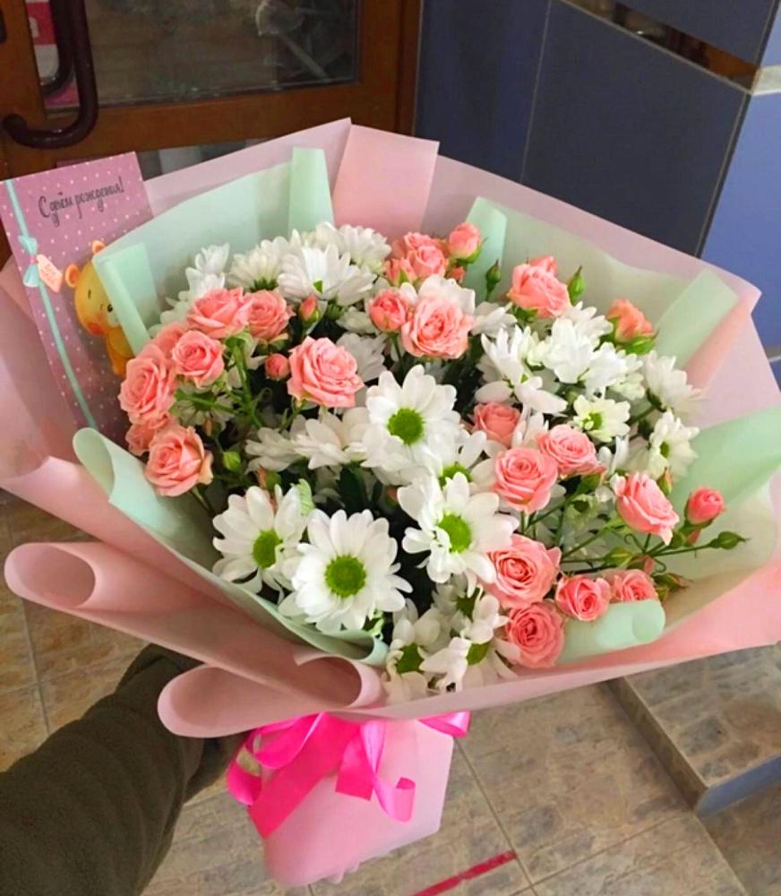 Букет цветов из: Розы и Хризантемы в Алабино